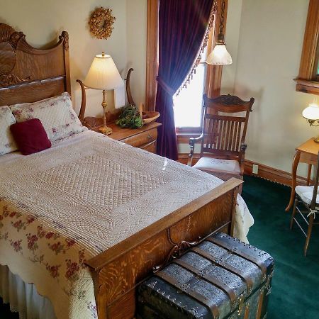 Lehrkind Mansion Bed & Breakfast โบซแมน ภายนอก รูปภาพ