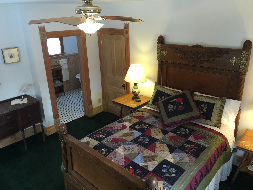 Lehrkind Mansion Bed & Breakfast โบซแมน ภายนอก รูปภาพ