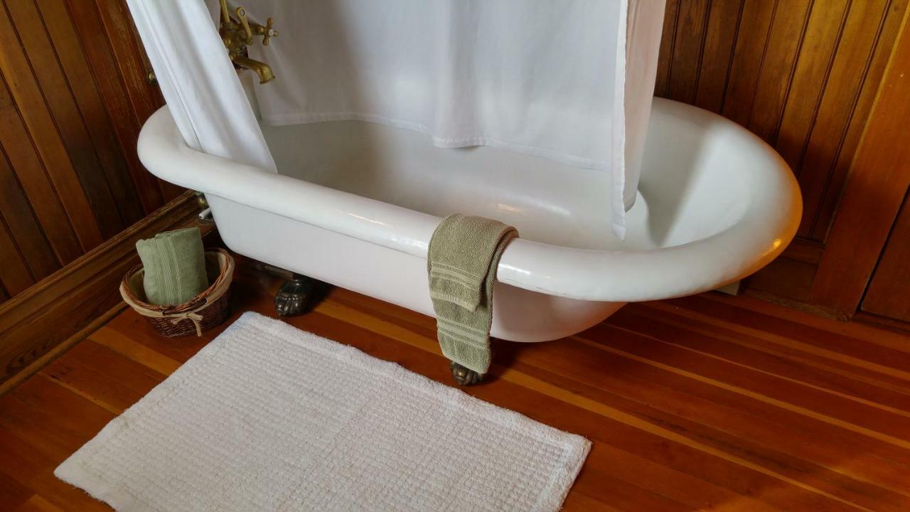 Lehrkind Mansion Bed & Breakfast โบซแมน ภายนอก รูปภาพ