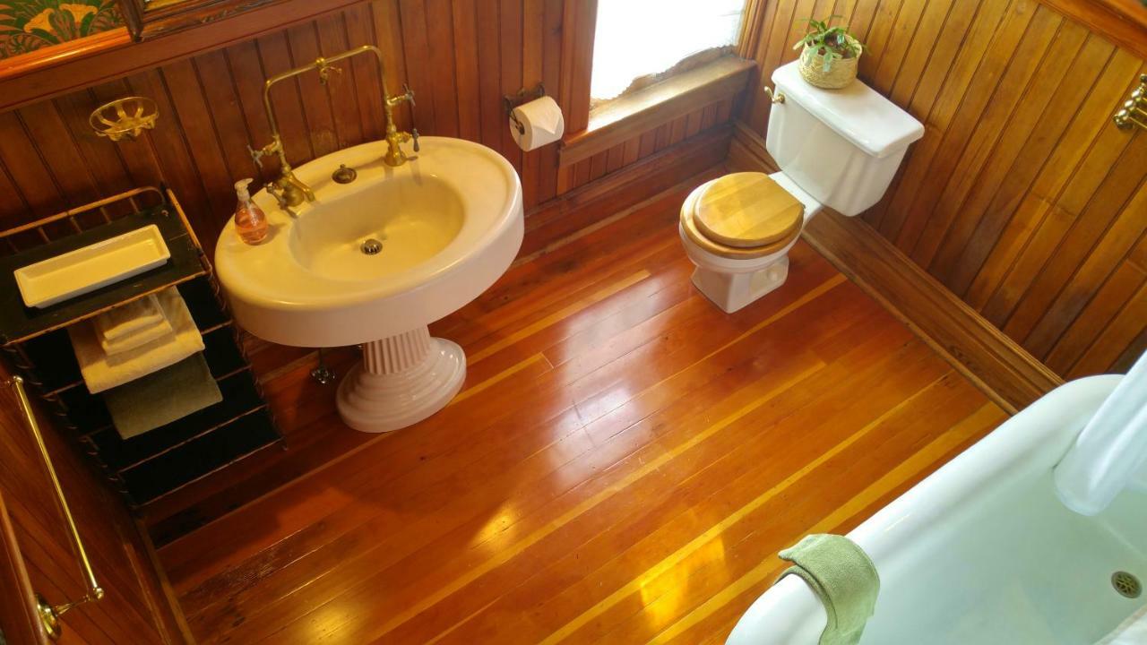 Lehrkind Mansion Bed & Breakfast โบซแมน ภายนอก รูปภาพ