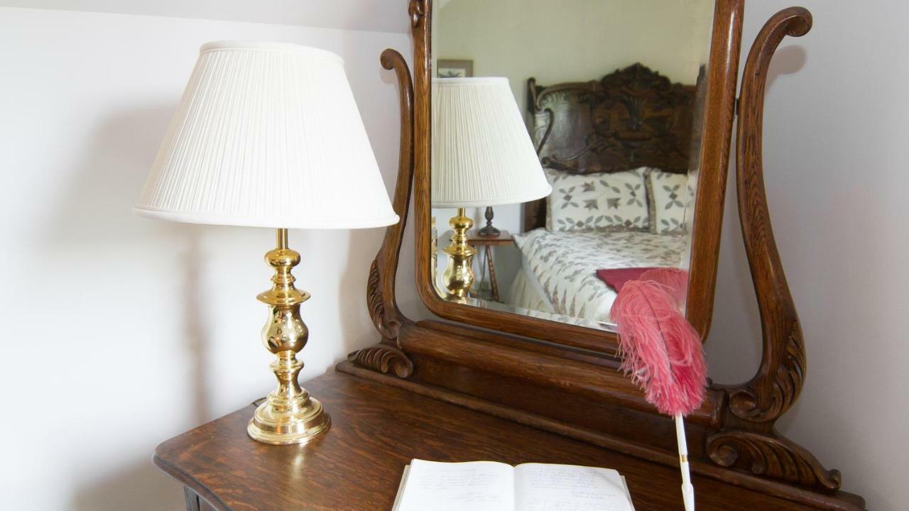 Lehrkind Mansion Bed & Breakfast โบซแมน ภายนอก รูปภาพ