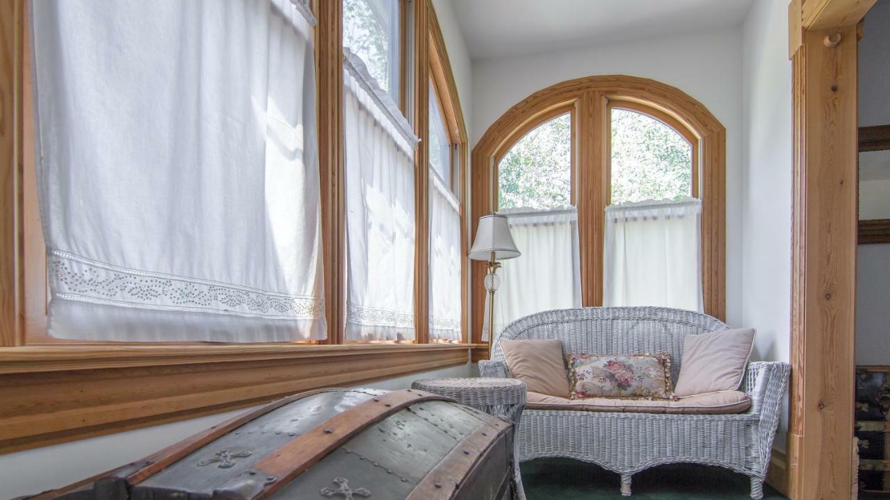 Lehrkind Mansion Bed & Breakfast โบซแมน ภายนอก รูปภาพ
