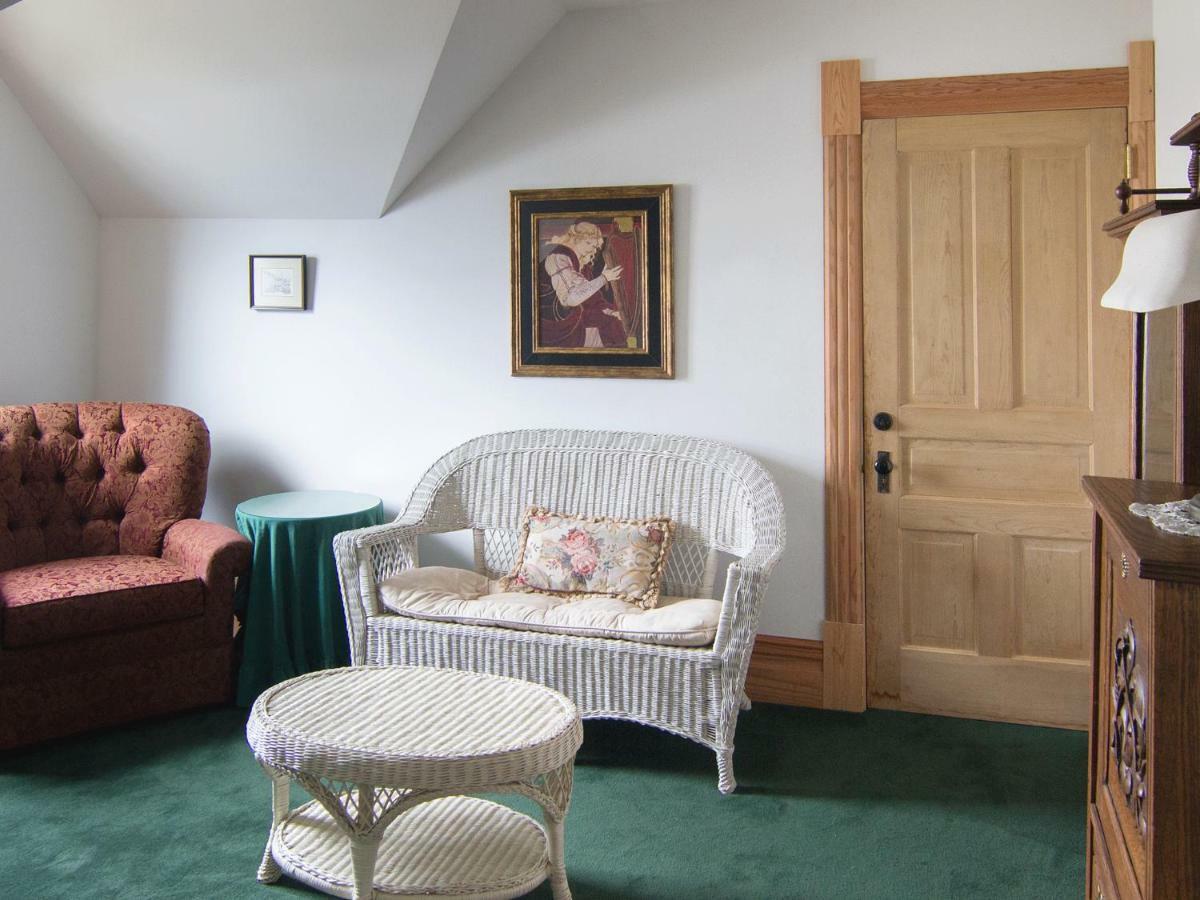 Lehrkind Mansion Bed & Breakfast โบซแมน ภายนอก รูปภาพ