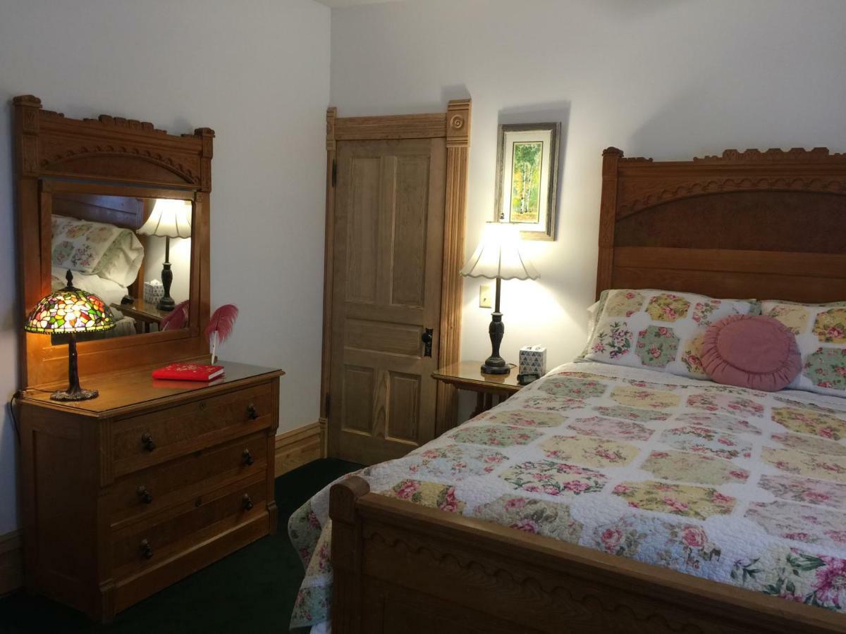 Lehrkind Mansion Bed & Breakfast โบซแมน ภายนอก รูปภาพ
