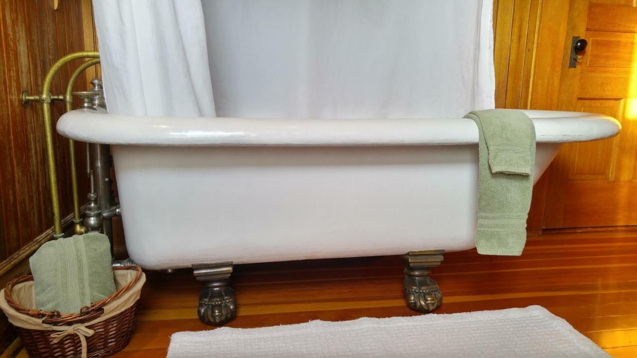 Lehrkind Mansion Bed & Breakfast โบซแมน ภายนอก รูปภาพ
