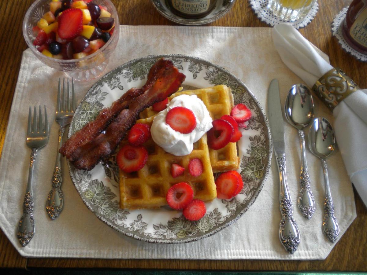 Lehrkind Mansion Bed & Breakfast โบซแมน ภายนอก รูปภาพ